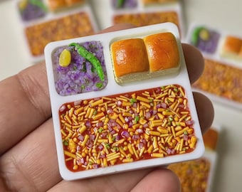 Miniature Misal Pav Platter Magnet, Indian Street Food Wooden Fridge Magnet ,Handmade Maharashtrian Snack Collectible | Kitchen Décor Gift