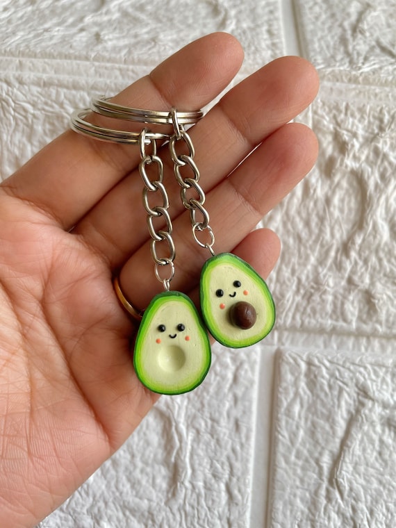 Miniature Avocado Best Friends Keychain Indian Food Miniature Dollhouse Food Fruit Point Mini Fruit Keychain