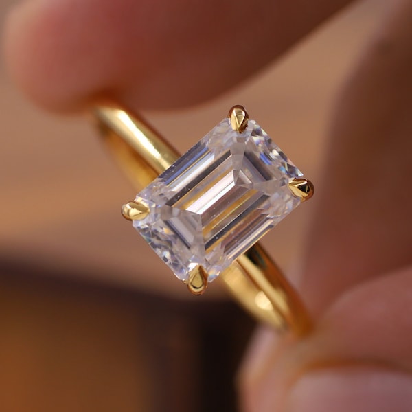 2.5 Carat Emerald Cut Moissanite Engagement Ring, Solitaire Ring, Wedding Anniversary Ring, Emerald Cut Ring, 14K Solid Yellow Gold Ring