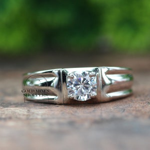 Solitaire Three Row Shape Diamond Ring, Antique Round Cut Moissanite Engagement Ring, 14K White Gold Wedding Ring, Art Deco Promise Ring