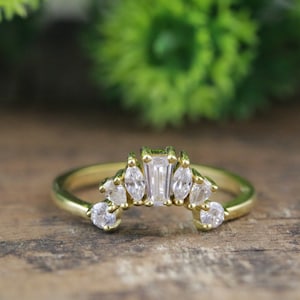 Seven Stone Band, Curved Diamond Band, Multi Stone Moissanite Diamond Wedding Band, Yellow Gold Enggement Bend, Anniversary Proposal Band