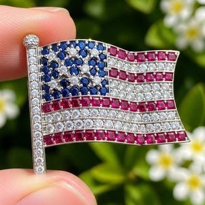 Patriotic Flag Rhinestone Gold Tone Brooch, Military Gift, DIY Jackets USA Flag Pin, Memorial Day, Flags Brooch, Sparkling Costume Jewelry