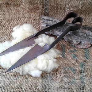 Antique Sheep Shears Primitive Spring Scissor 12 Inch 