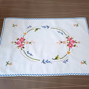 Vintage tablecloth, Small hand embroidered tablecloth