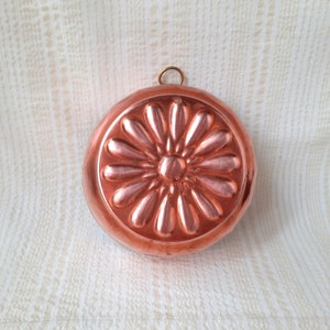 Vintage copper baking mold, Cake mold