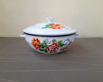 Vintage enamel bowl, Small enamel soup tureen