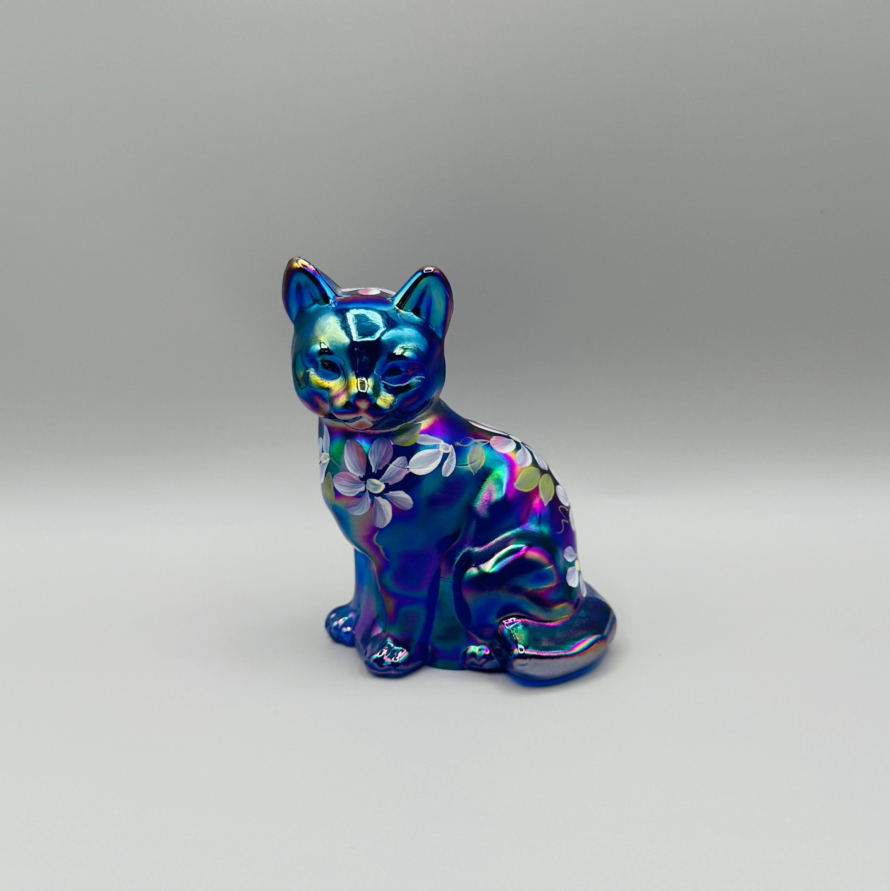 FENTON 花柄 CAT 眠り猫 フェントン ブルーオパールガラス 置物 FENTON 花柄 CAT 眠り猫 フェントン ブルーオパールガラス 置物