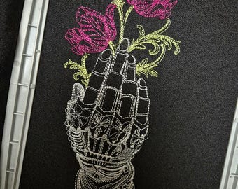 Rüstung Hand Blume Skizze Maschinenstickerei Design (Digital Download) 3 Größen