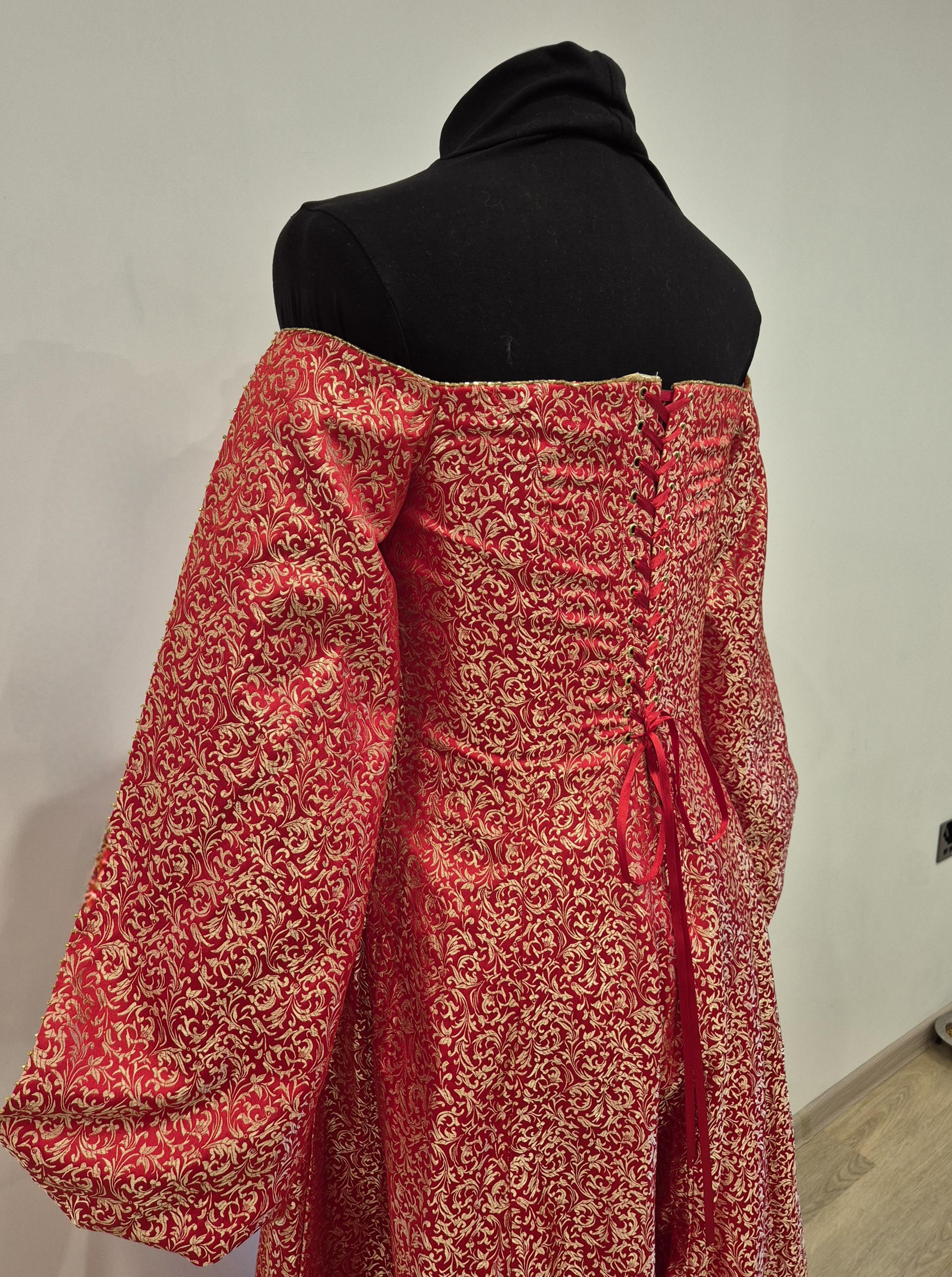 rhaenyra red dress Rhaenyra's dress at the exhibit : r/HouseOfTheDragon