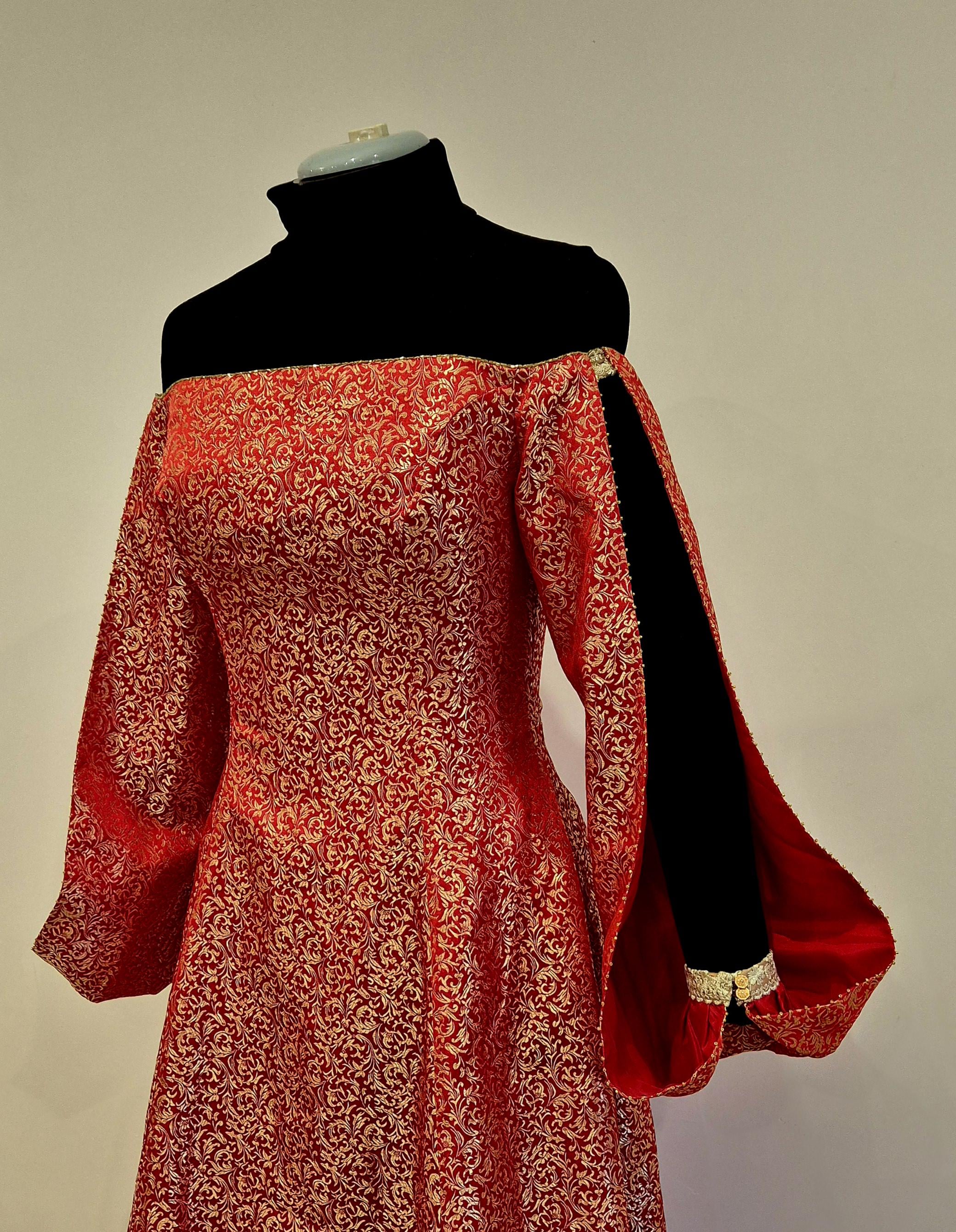 rhaenyra red dress Custom Rhaenyra Dress, Red & Gold Jacquard