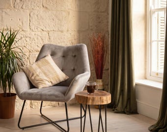 Mesa auxiliar grande de madera de acacia tallada en tronco