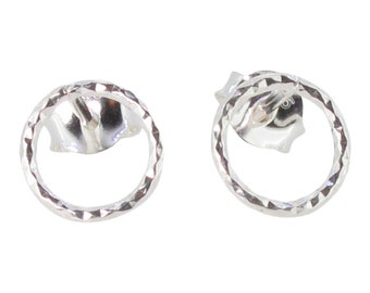 Sterling Silver Hammered Finish Circle Stud Earring 925