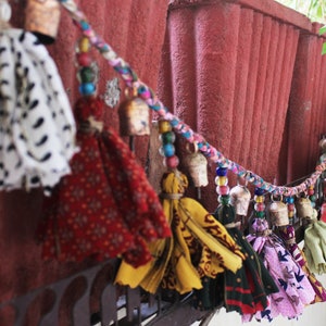 Vintage Tin Bells Hanging Garland , Boho Decoration Garden Outdoor Indoor Patio Home Décor 240 cm Length