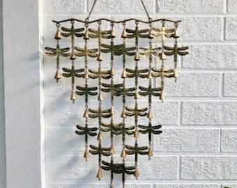 Carillon éolien libellule en fer recyclé, décoration de jardin (19 x 44 po.)
