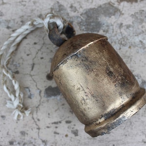 Recycled Iron Cow Bell 6&quot; Height Antique Look Indian Metal Craft Bronze Color