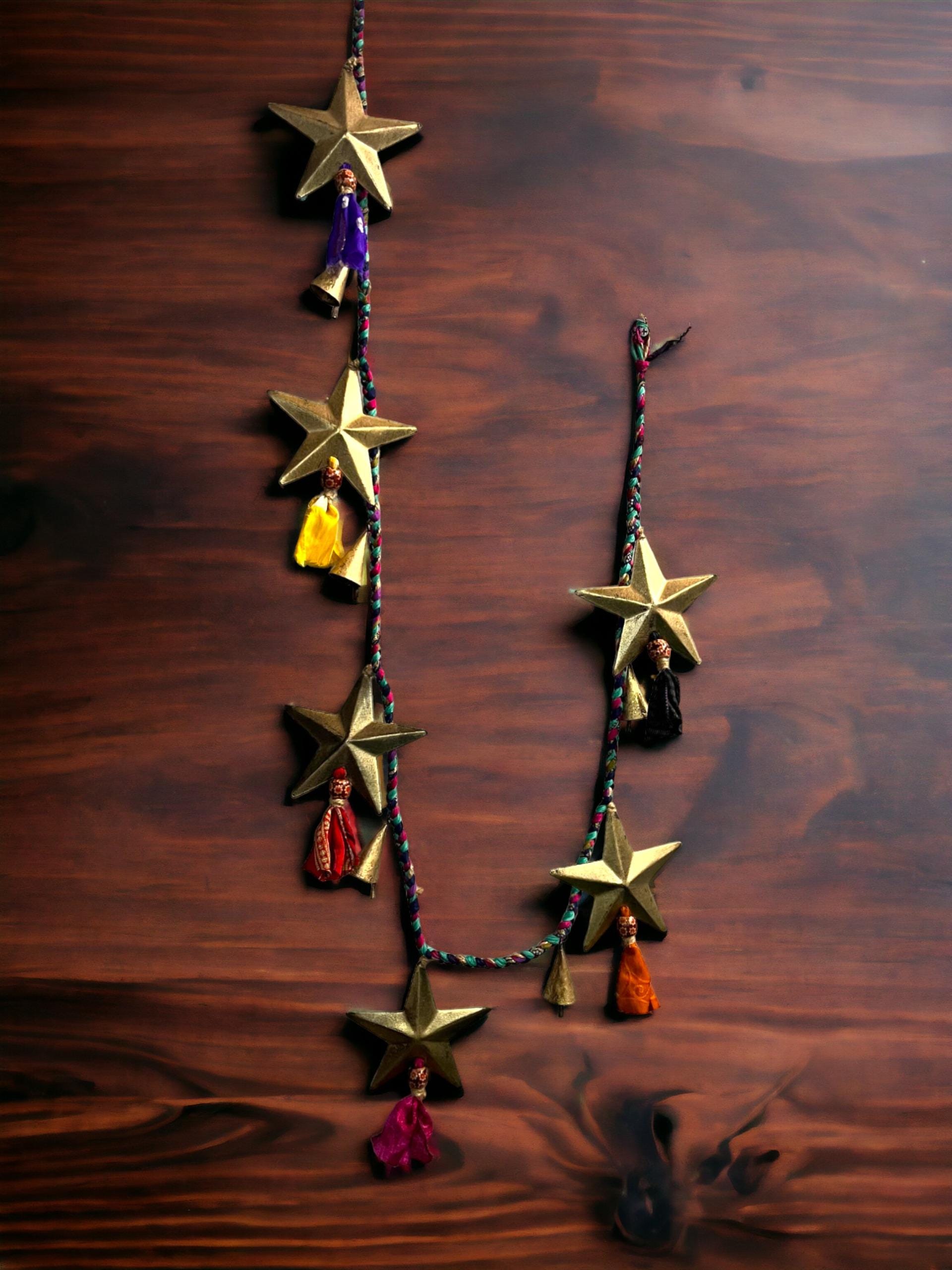Set 3 Campanelle Decorative Vintage In Metallo Con Corda Di Iuta - Colore Oro - Dimensioni Variabili 7,6-12,7 Cm Per Arredamento Rustico E Fai Da Te