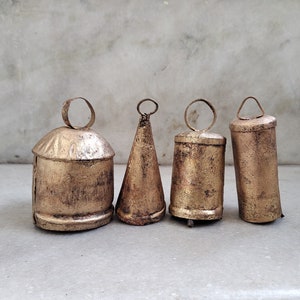 Vintage Rustic Iron Tin Cow Bell Craft Bells Height Antique Gold Set of 4 Pieces Assortment