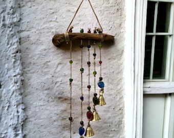Carillon suspendu de jardin bohème fait main, attrape-soleil, perles multicolores, carillon éolien fantaisiste, décoration champêtre de ferme rustique