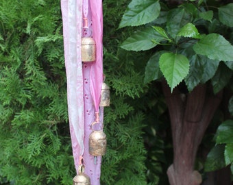 8 Vintage Tin Bells Hanging Chime Mobile String Garden Outdoor Indoor Patio Decoration 86 cm Length