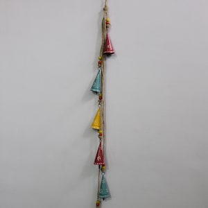 6 Cone Bells Hanging Chime Mobile String Decoration 74 cm Length Bells on Jute Rope with Glass Beads Farmhouse Country Décor