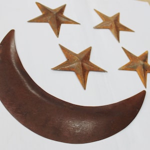 Decoración de pared rústica de metal con forma de luna y estrella, arte de pared montado, acabado rústico antiguo, 5 piezas, decoración de estilo rústico de granja vintage, estrellas de granero