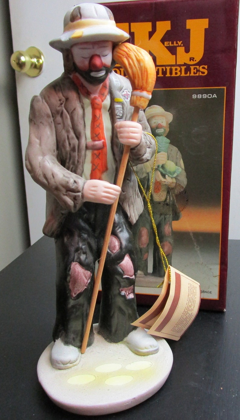 Flambro Emmett Kelly Jr Porcelain Figurine Clown Sweeping up Etsy New