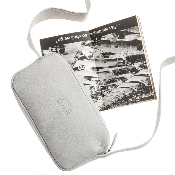 Off White Leather Crossbody Woman Crossbody Bag Minimalist Crossbody White Shoulder Bag for Woman off White Leather Bag Etsy Ireland