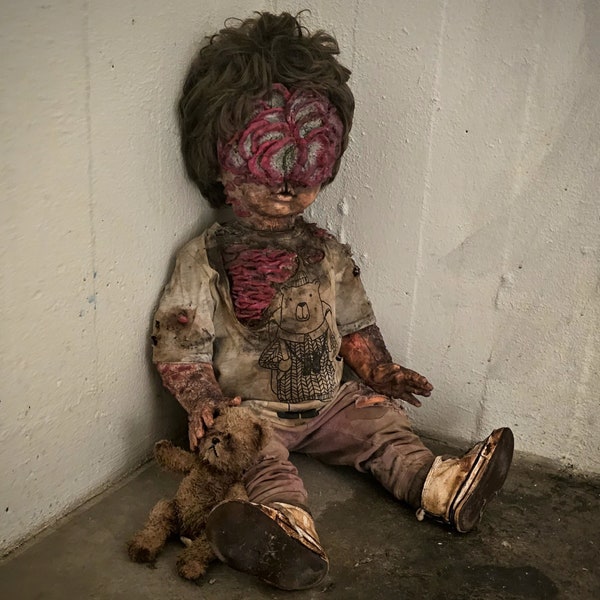 The Last of Us Clicker doll