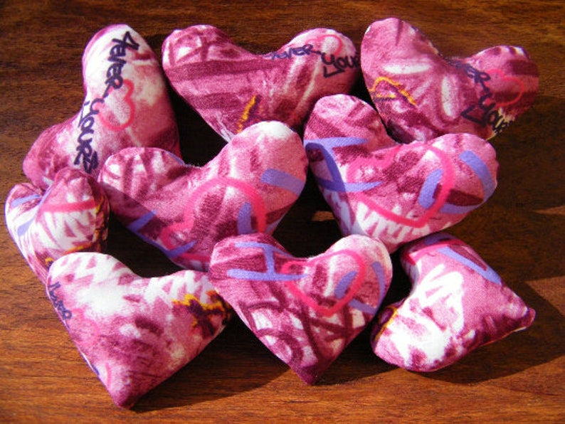 Handmade Set of 9 Stuffed Hearts with I love U Pattern Lycra Fabric Party Gifts Valentine/'s Day Decoration 5 big and 4 small