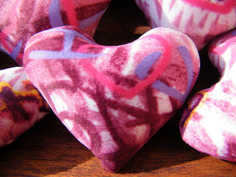 Handmade Set of 9 Stuffed Hearts with I love U Pattern Lycra Fabric Party Gifts Valentine/'s Day Decoration 5 big and 4 small