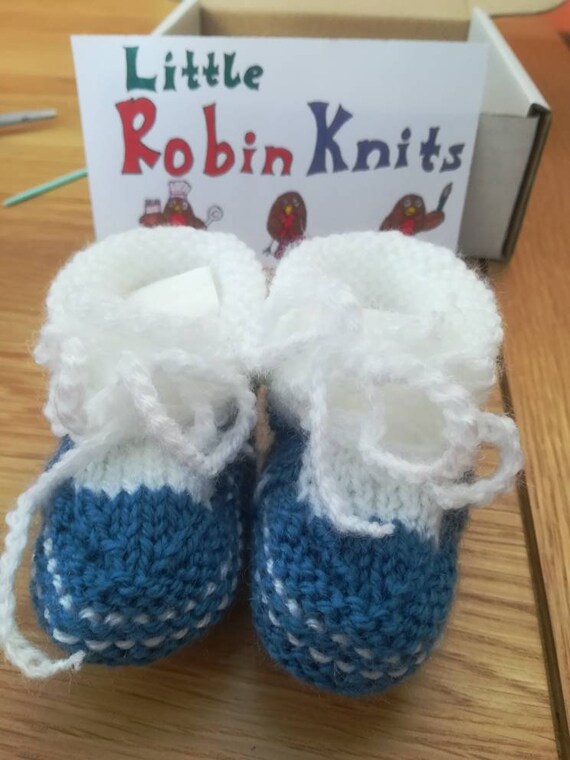 knitted baby converse