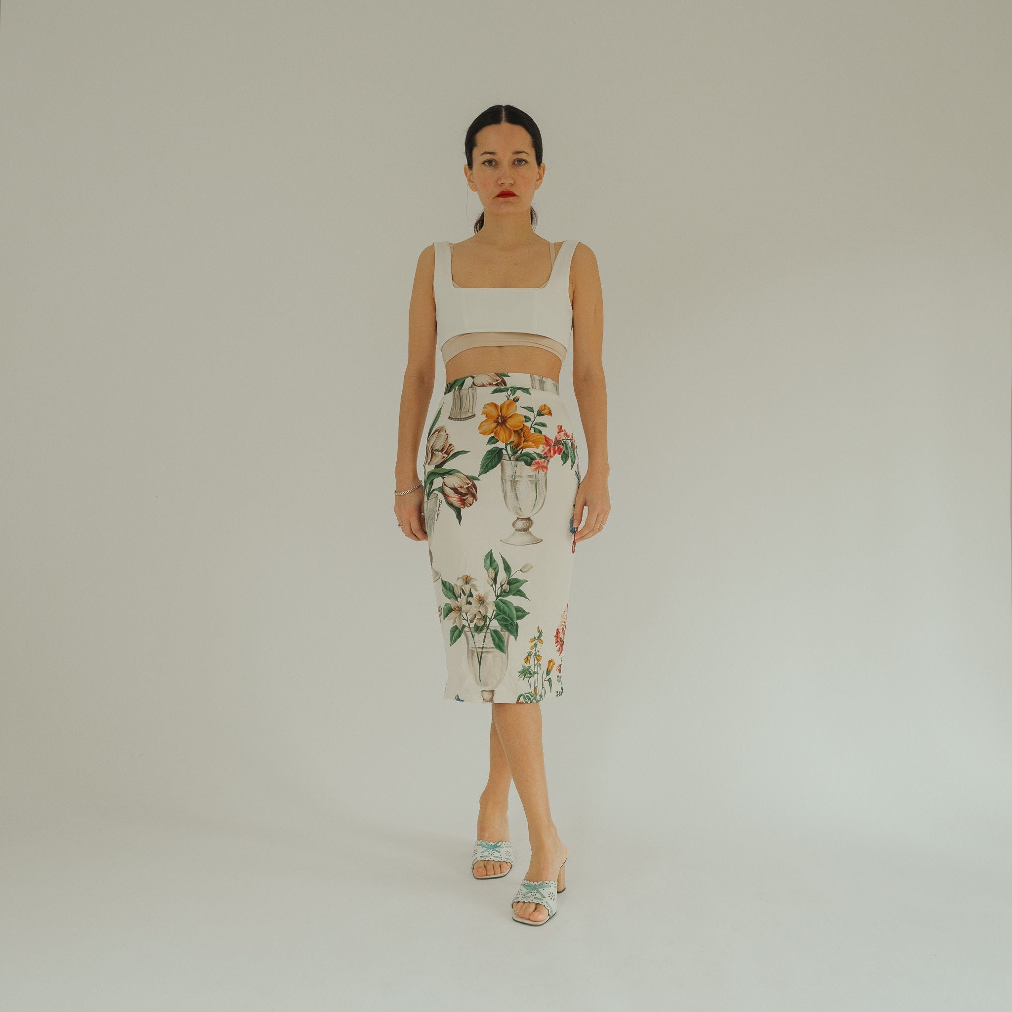 【関税＆送料込み】Dolce & Gabbana Floral Skirt 26511850_57293635_600.jpg