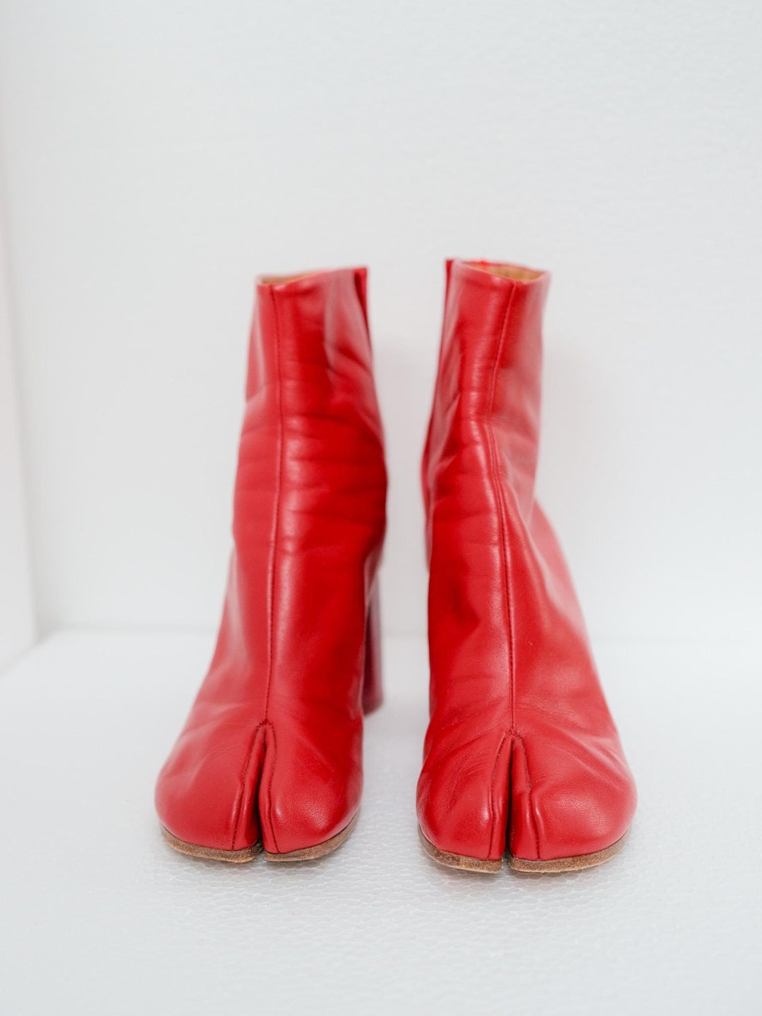 Margiela Tabi Boots Red Cherry Size 37 - Etsy Margiela Tabi Boots Red Cherry Size 37 - Etsy