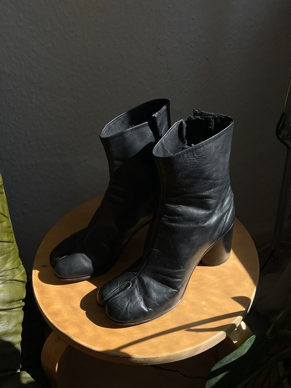 Margiela Tabi Boots 1990s Black Leather Size EU 39 U.K. 6 - Etsy