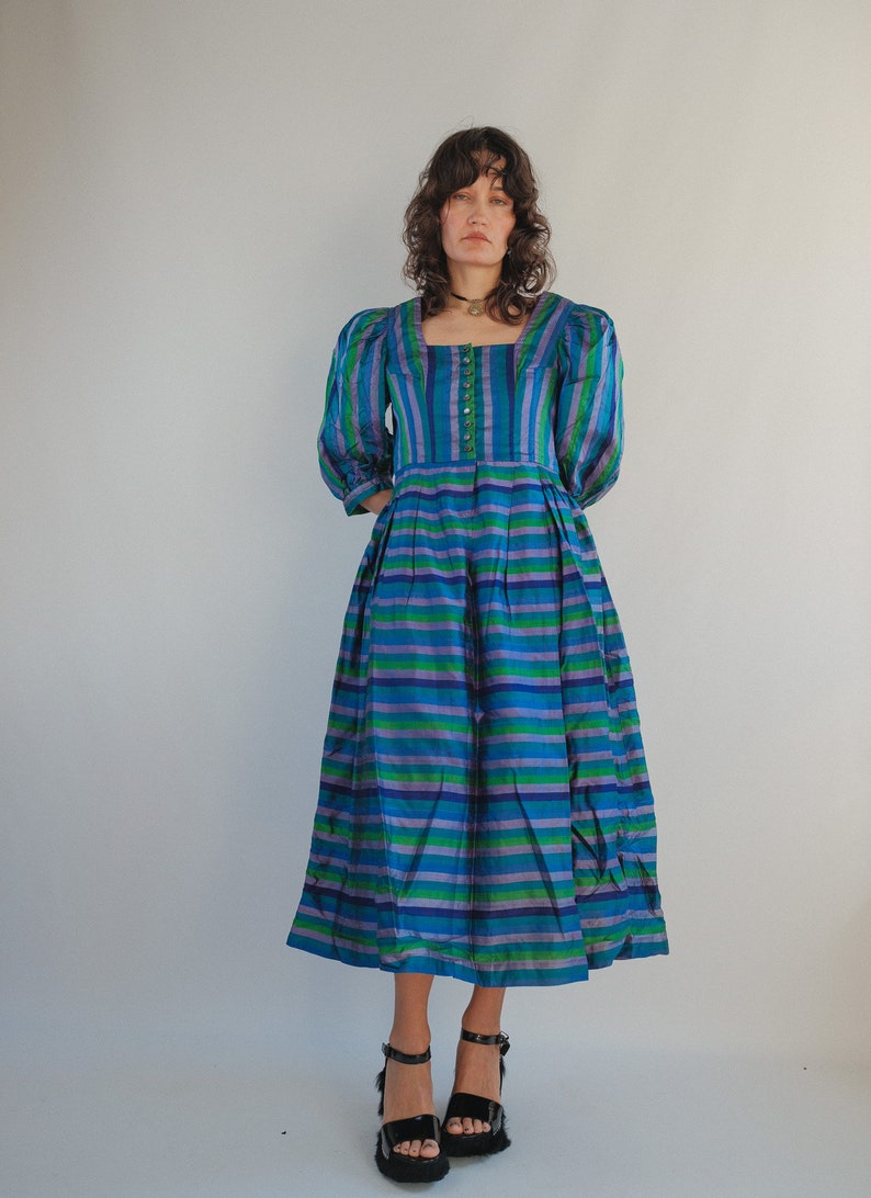 The Puffiest Puff Sleeve True Vintage Peasant Dress XS image 1