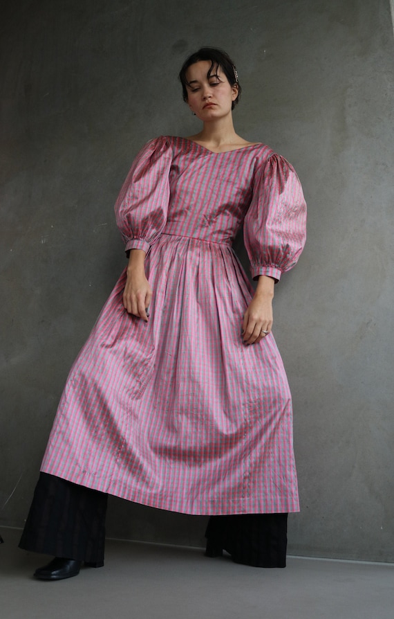 100% silk german peasant milkmaid dress puff sleev