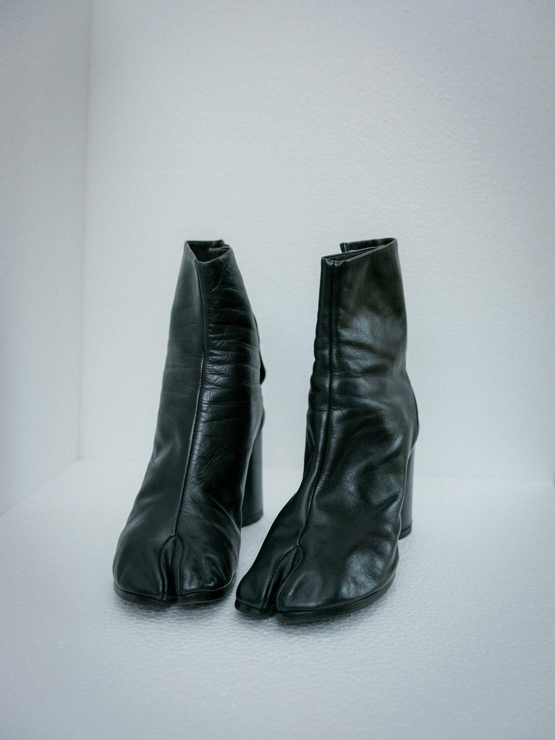 Margiela Tabi Boots 1990s Black Leather Size EU 39 U.K. 6 - Etsy
