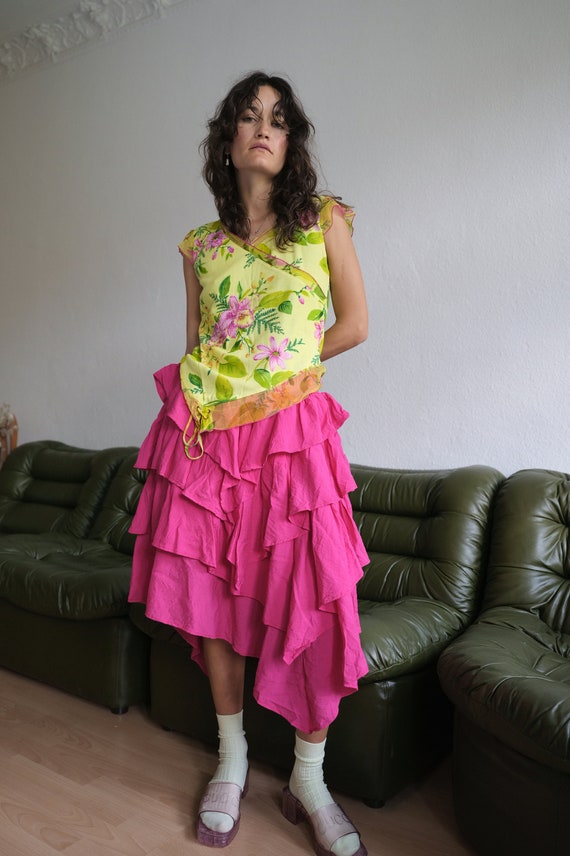Y2K Yellow and Pink Hibiscus Asymmetrical ruffle … - image 3