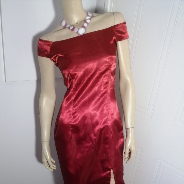 Vintage 1980s/90s tights fit Dark Red satin off the shoulder dress size small