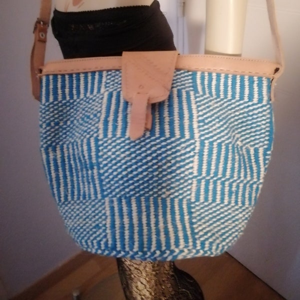 Vintage 1970s Bucket, Thick straw, leather bag Adjustable leather strap unused Blue and white