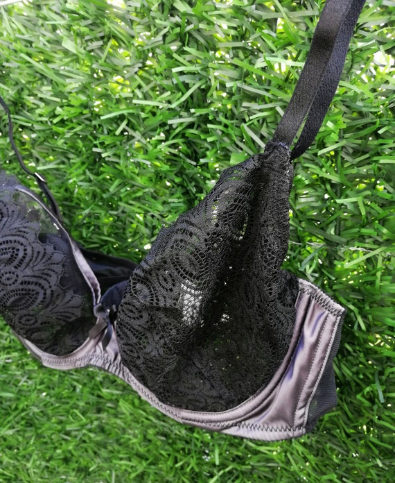 1990s Gossard lace and net see through bra Underwi
