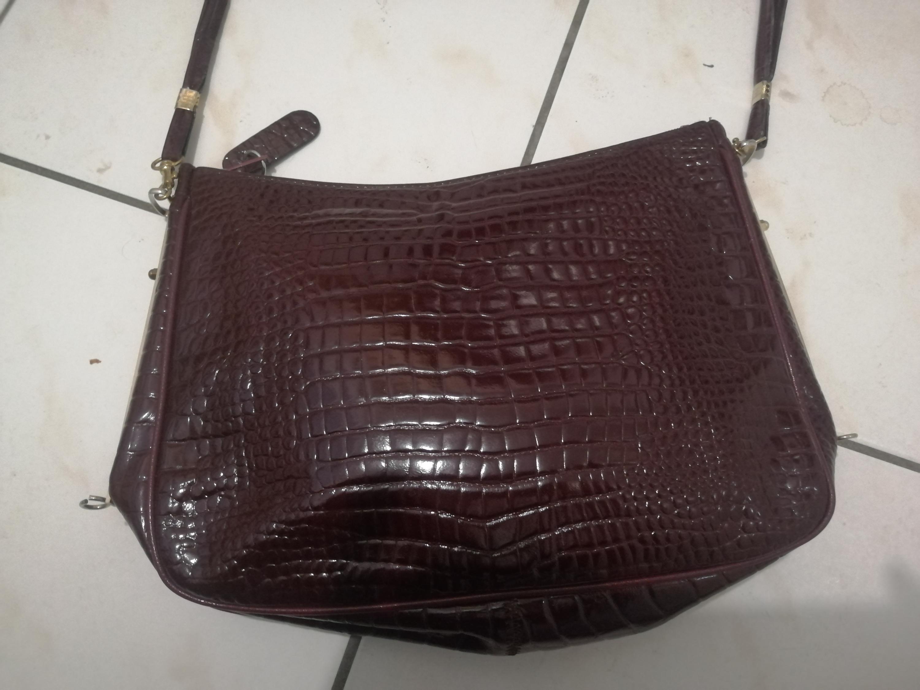 Vintage 1980s Original Genuine Leather Oxs Blood Snake Skin