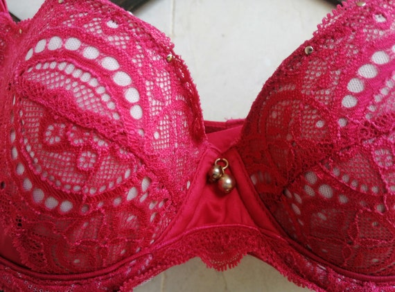 Original 90s red lace pin up style Underwire with gold Bell and lace by Pleasure State white label size UK 34A /fr90A /eu75A View 4