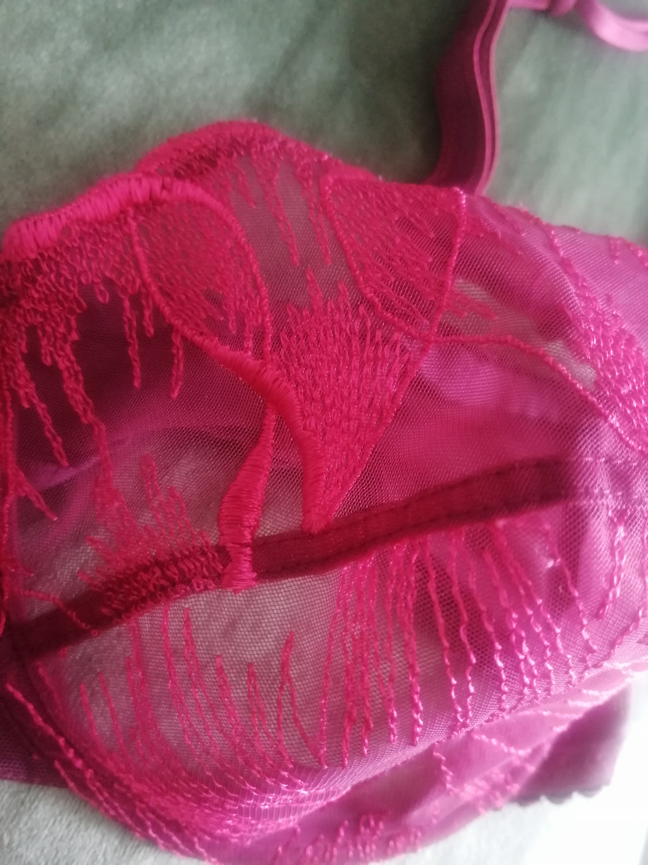 Very Sheer /sexy Dark Red Barbara Bra Size 38C/100FR/85 EU in