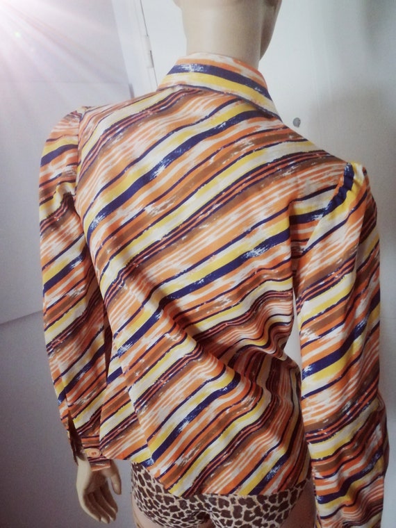 Vintage 1970s Silk /Rayon French blouse very big … - image 4