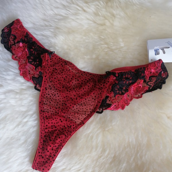 Original 80s Deadstock, See through Red and black lace, net sheer keyhole back Tanga, Thong very High legs size FR 44 UK 14/16,D42 knickers