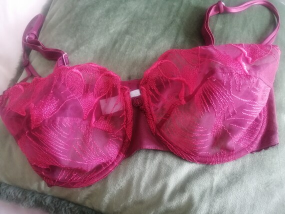 Very Sheer /sexy Dark Red Barbara Bra Size 38C/100FR/85 EU in