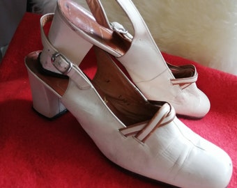 Vintage 1960s French white leather slingback handmade shoes size 7 UK