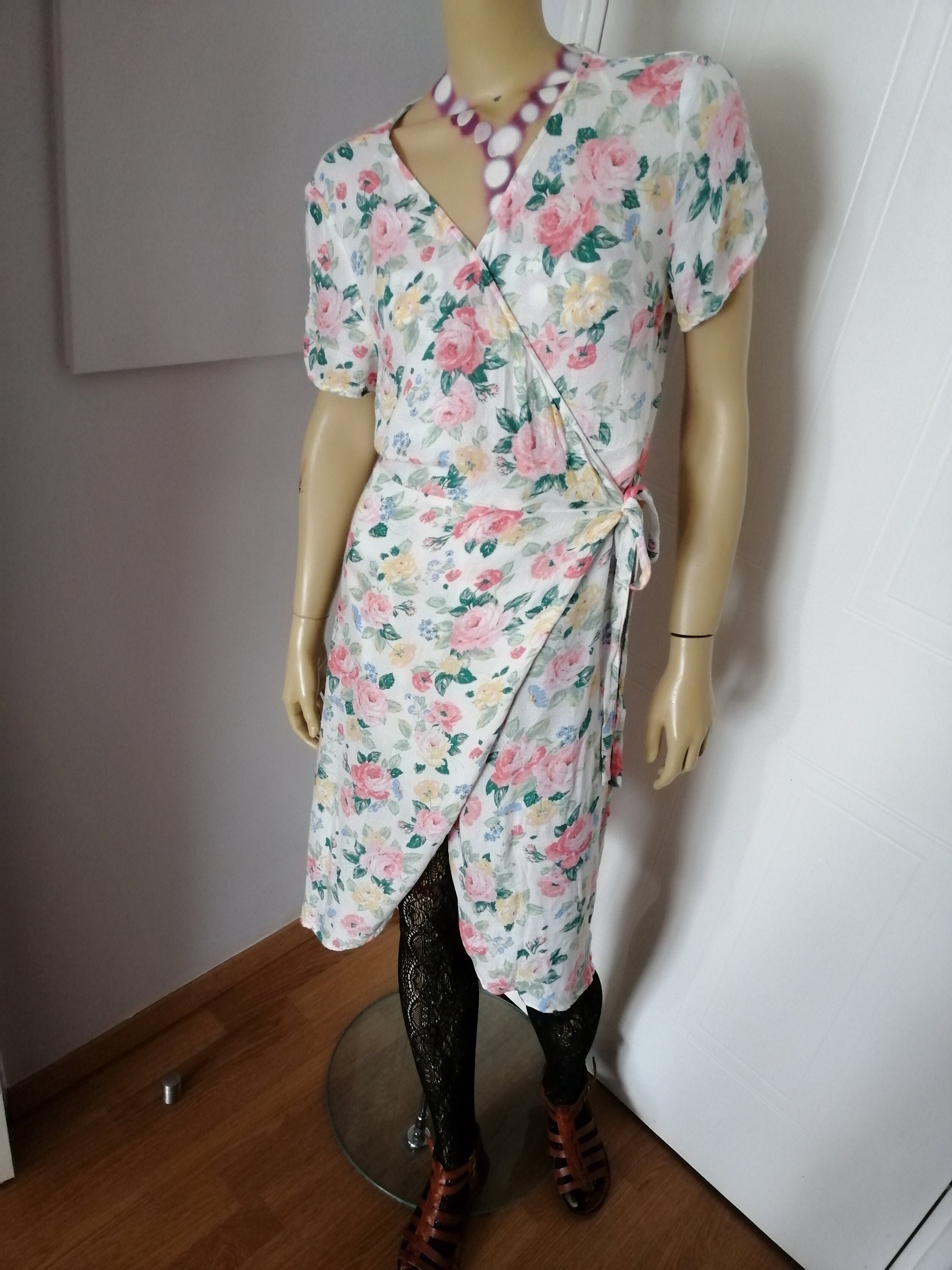 Floral wrap cheap