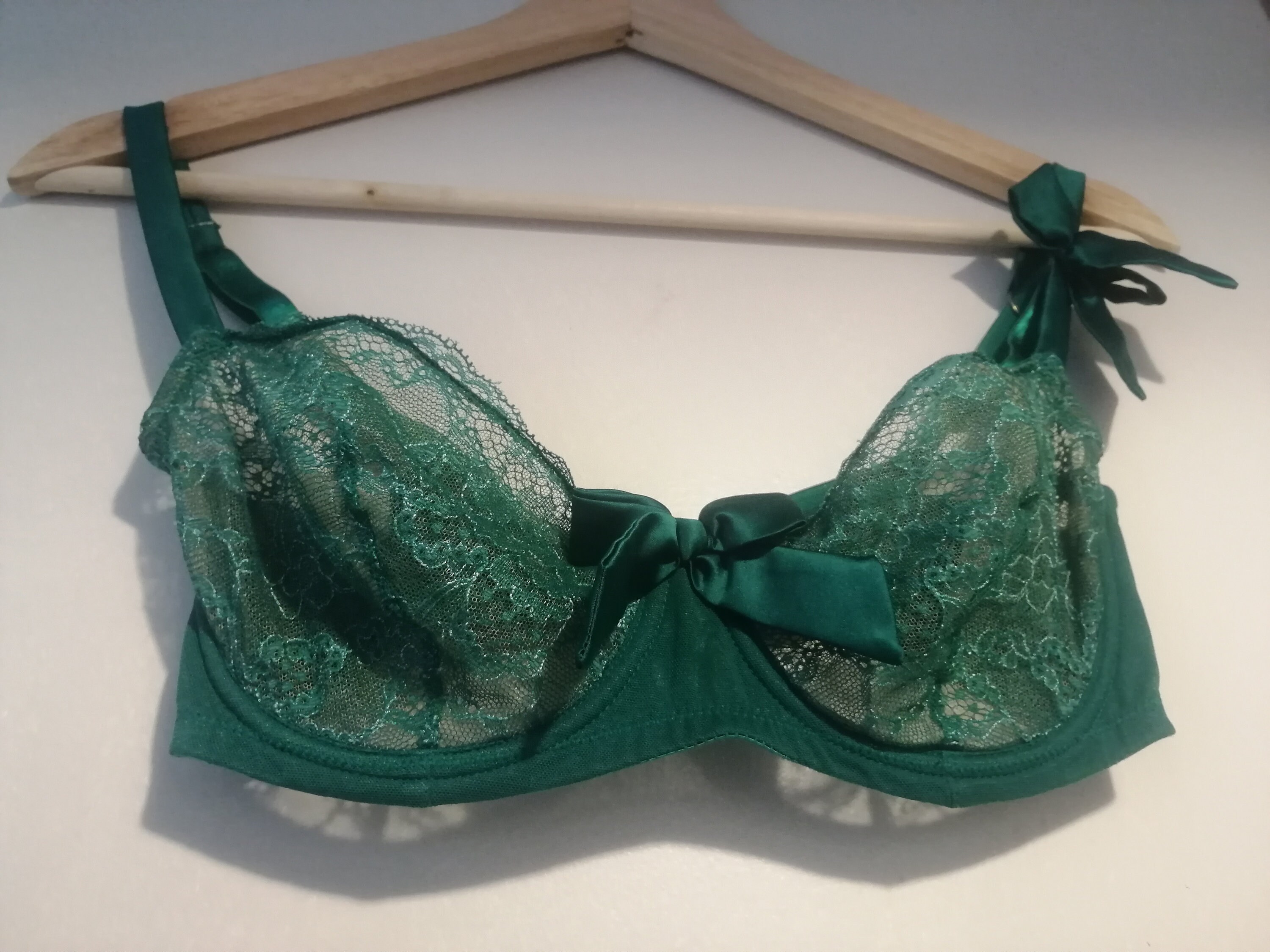 Vintage 1990s French green lace /see through Bra UK size 32D | Etsy